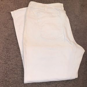 White Classic Fit Lee Jeans